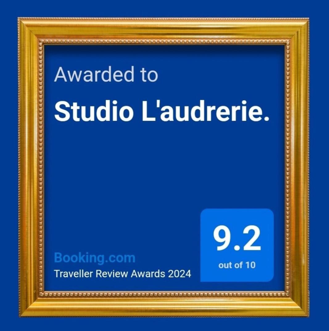 Studio L'Audrerie. Saint-Pardoux-Corbier Екстер'єр фото
